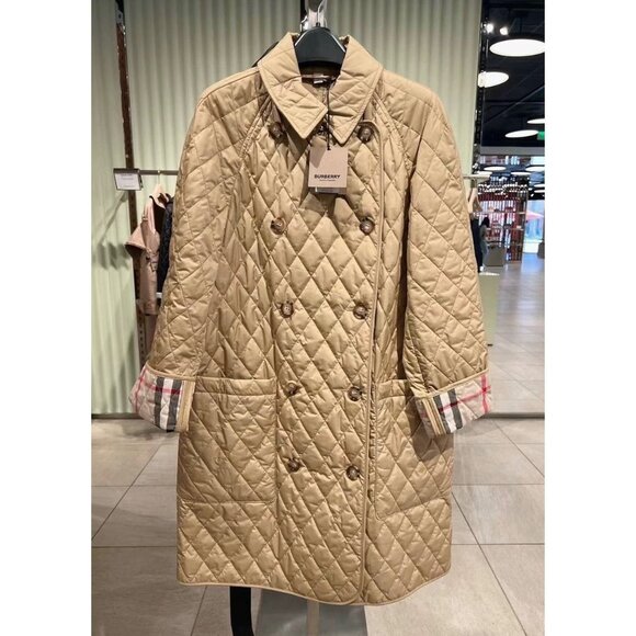 Burberry Women's Tything Diamond Quilted Double Breasted Long Jacket Bis… - Picture 12 of 13